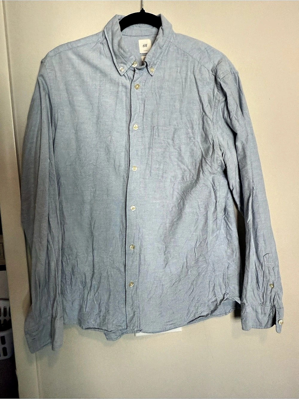 H&Medium L.O.G.G. Regular Fit Oxford Shirt